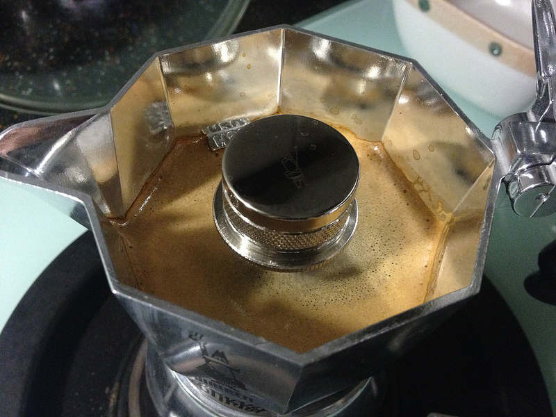 bialetti加壓摩卡壺的加壓原理煮出crema